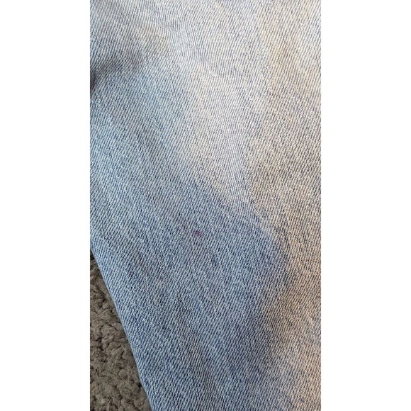 American Eagle Mom Jean Distressed Light Wash Women’s Size 4 - Picture 6 of 7